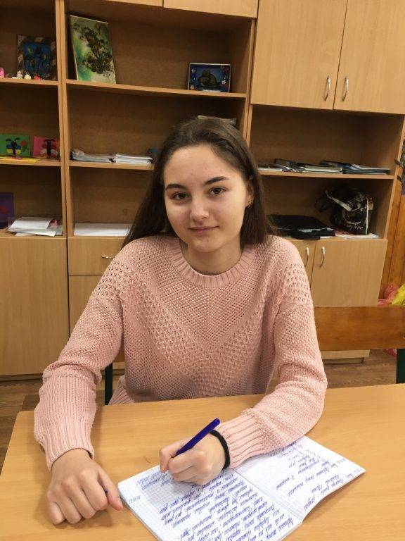 Вітаємо переможниць у ІІ турі учнівських олімпіад! 1