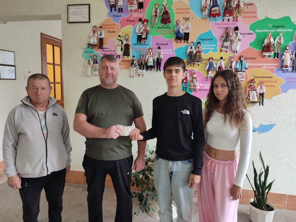 Від рою «Вільний вітер» на ремонт бойового автобіля изображение_viber_2025-09-17_12-55-41-938