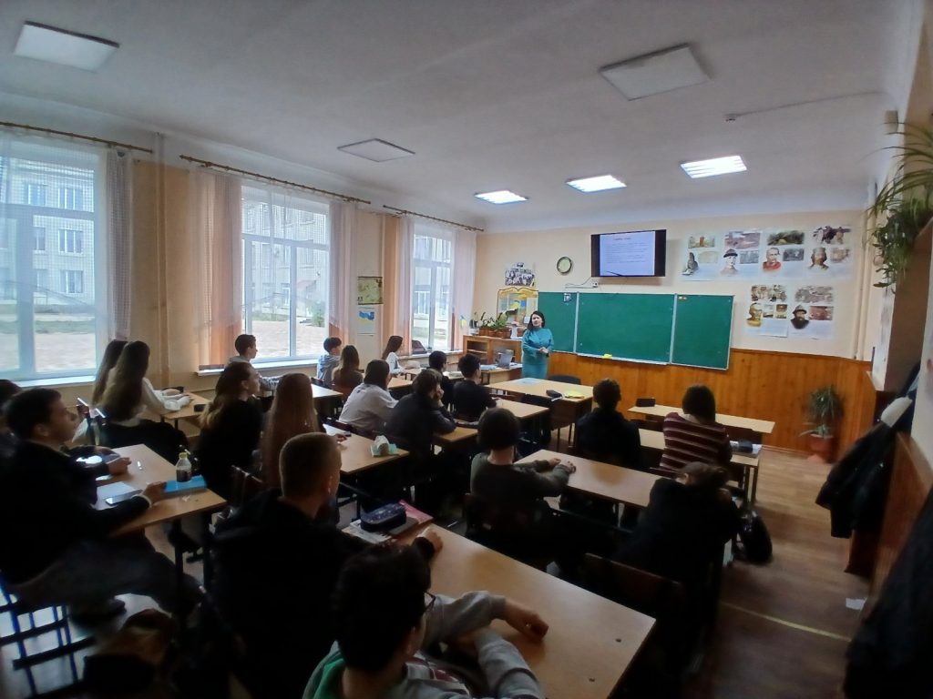 Інформаційна година «Протидія торгівлі людьми» 0-02-05-4bb205bcda4f8d499abe408c2f903aefd427ea9679a555ea56f2316dfbfdf9ec_faa87f8027c403a4